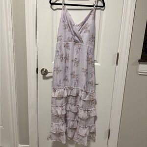 Storia Lavender Floral Maxi Dress